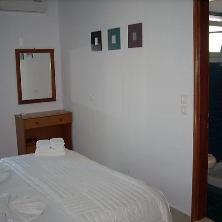 Apartment Sea Breeze 2