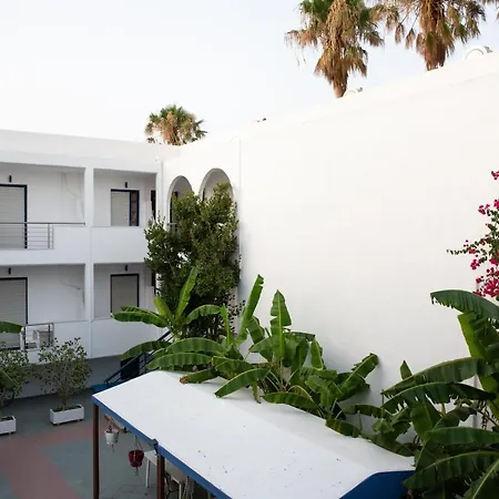 Apartment Sea Breeze 2 *