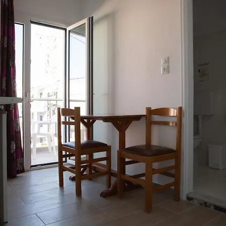 Sea Breeze 2 Apartment *
