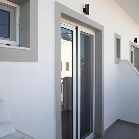 Apartment Sea Breeze 2