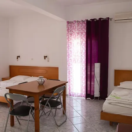 Apartment Sea Breeze 2