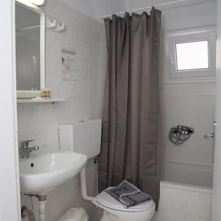 Apartment Sea Breeze 2 *