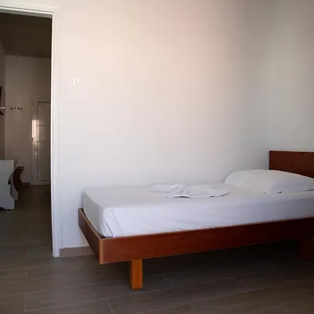 Sea Breeze 2 Apartment *