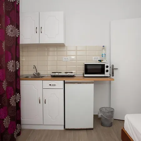 Apartment Sea Breeze 2 *
