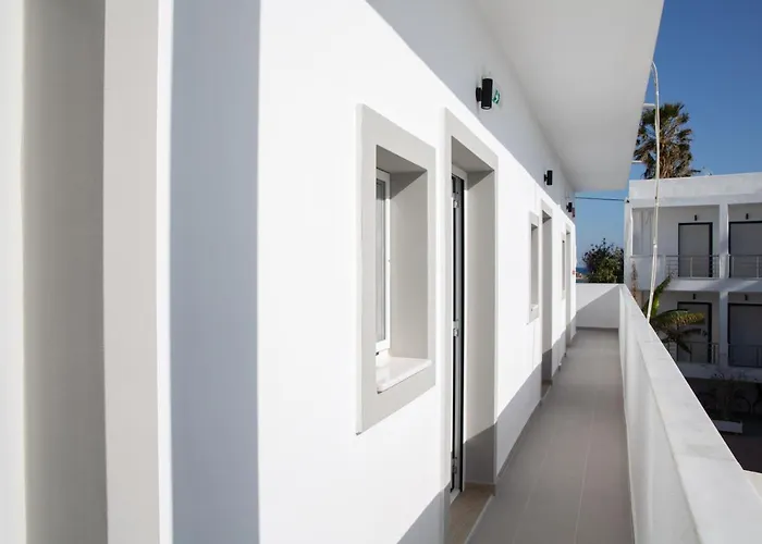 Sea Breeze 2 Апартаменты